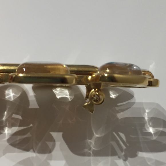 Chanel Vintage 1996 Gripoix Glass Brooch - Picture 13 of 15